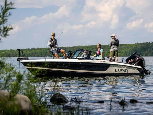 The Image of Lund 202 PRO-V GL Sport 2026 - undefined