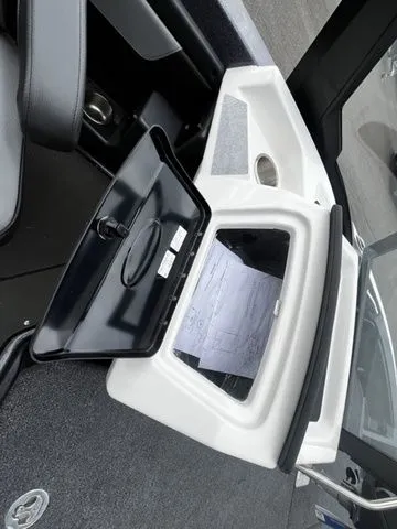 Slide: The Image of Interior view of Lund 202 PRO-V GL Sport 2026 boat. - 19