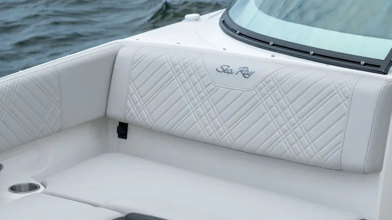 Slide: The Image of 2026 Sea Ray SDX 270 Outboard, luxurious white upholstery. - 16