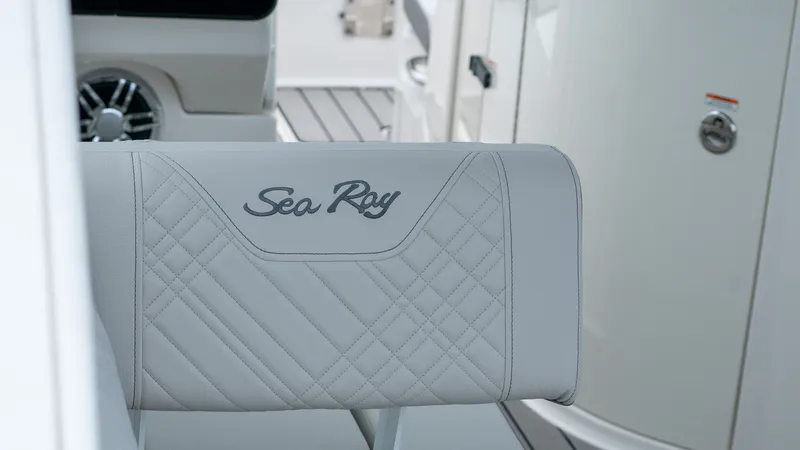 Slide: The Image of 2026 Sea Ray SDX 270 Outboard seat with embroidered logo. - 22