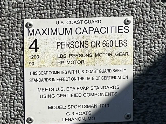 Slide: The Image of Capacity sign for G3 Sportsman 1710 boat, 4 persons or 650 lbs. - 15