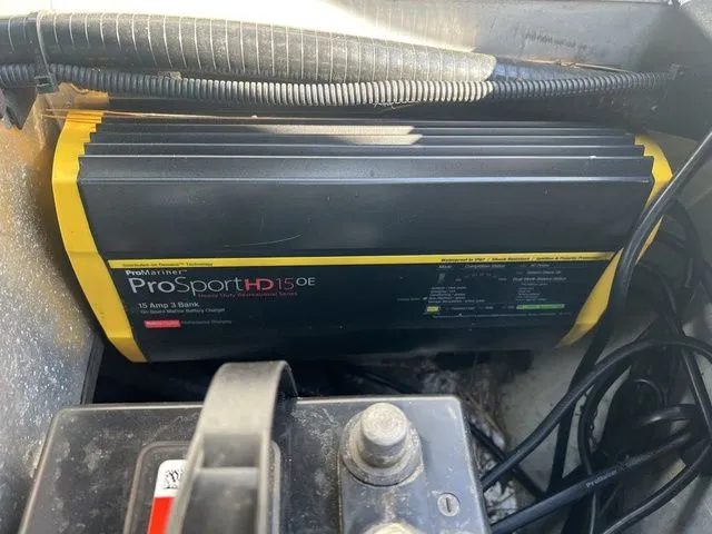 Slide: The Image of ProMariner ProSport HD15 charger in a G3 Sportsman 1710 boat. - 6