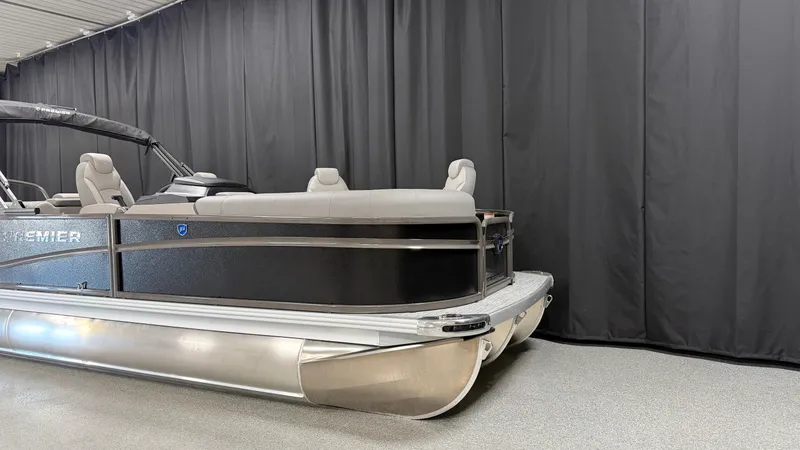 Slide: The Image of Premier 230SUNSATION 2027 - 3