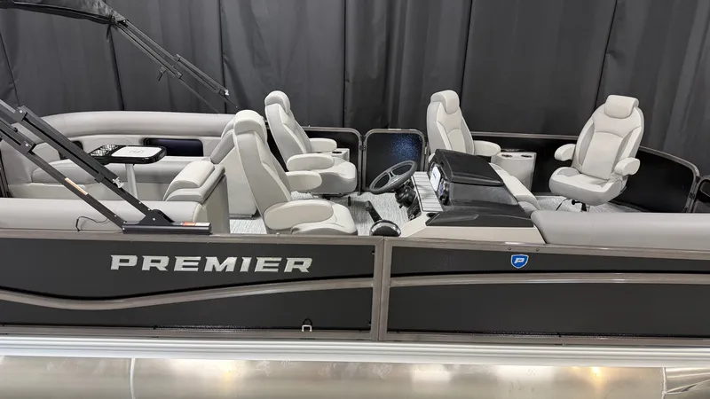 Slide: The Image of Premier 230SUNSATION 2027 - 5