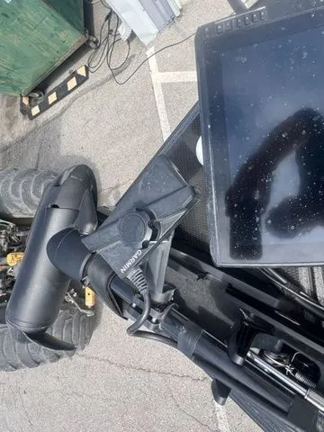 Slide: The Image of Garmin device on Phoenix Bass Boats 921 Elite, 2023 model. - 10