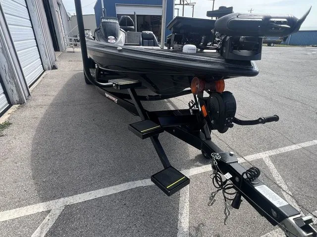 Slide: The Image of Phoenix Bass Boats 921 Elite 2023 - 13