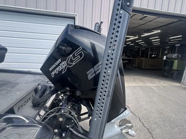 Slide: The Image of 2023 Phoenix Bass Boats 921 Elite with Mercury Pro XS engine. - 4