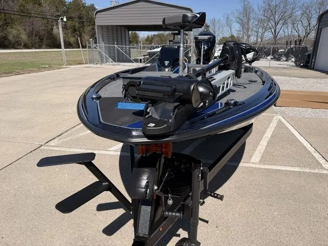 Slide: The Image of Skeeter ZXE21 2026 - 11