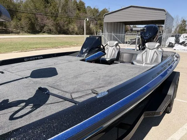 Slide: The Image of Skeeter ZXE21 2026 - 12