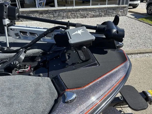 Slide: The Image of Skeeter ZXE20 2026 - 12