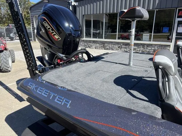 Slide: The Image of Skeeter ZXE20 2026 - 5