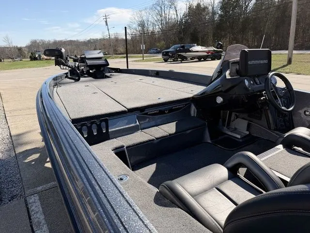 Slide: The Image of Interior view of a 2021 Phoenix 20phx boat with modern features. - 15