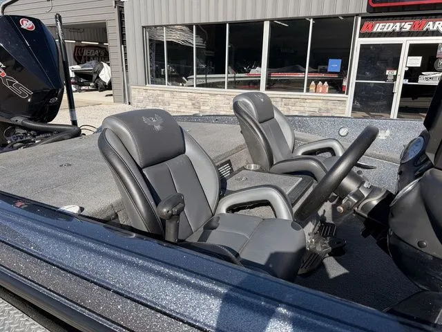 Slide: The Image of Interior of a 2021 Phoenix 20phx boat with two seats. - 7