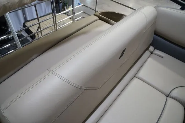 Slide: The Image of 2024 Starcraft SLS 3 Q DH boat seat in beige leather. - 20