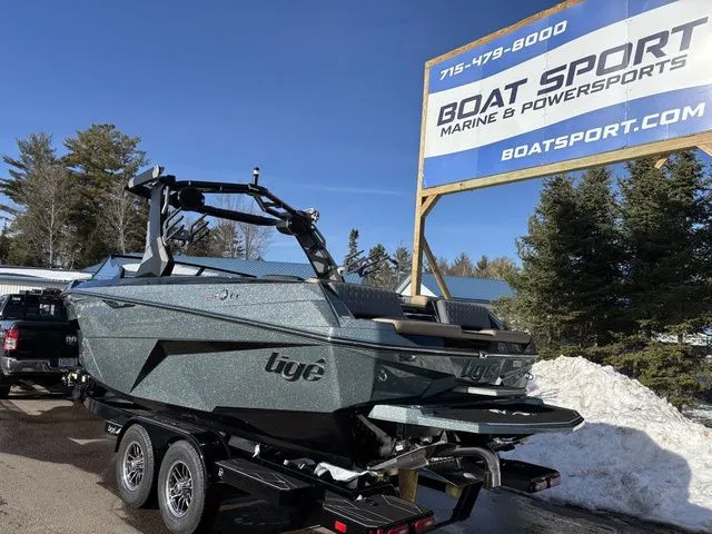 Slide: The Image of 2026 Tigé Z3 boat at Boat Sport Marine. - 8
