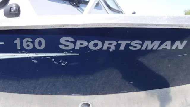 Slide: The Image of Close-up of 2018 Hewescraft Sportsman 160 boat model. - 7