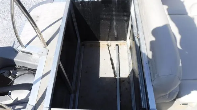 Slide: The Image of Interior of a 2018 Tahoe LTZ Cruise 24' boat. - 12