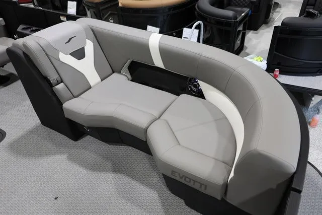 Slide: The Image of Luxurious Evotti 521 CS boat seating, 2026 model, gray and white design. - 11