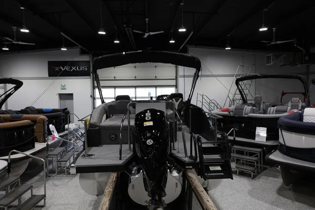 Slide: The Image of Evotti 521 CS boat in showroom, model year 2026. - 6