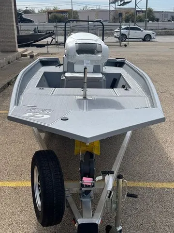 Slide: The Image of 2026 G3 Bay 17 boat on trailer, front view. - 4