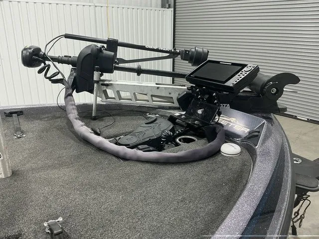 Slide: The Image of Skeeter FX20 2014 - 5