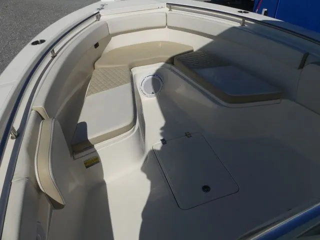 Slide: The Image of Bulls Bay 255 Center Console 2024 - 11