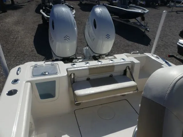 Slide: The Image of Bulls Bay 255 Center Console 2024 - 19