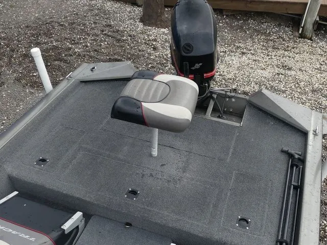 Slide: The Image of Tracker Pro 175 2004 - 15