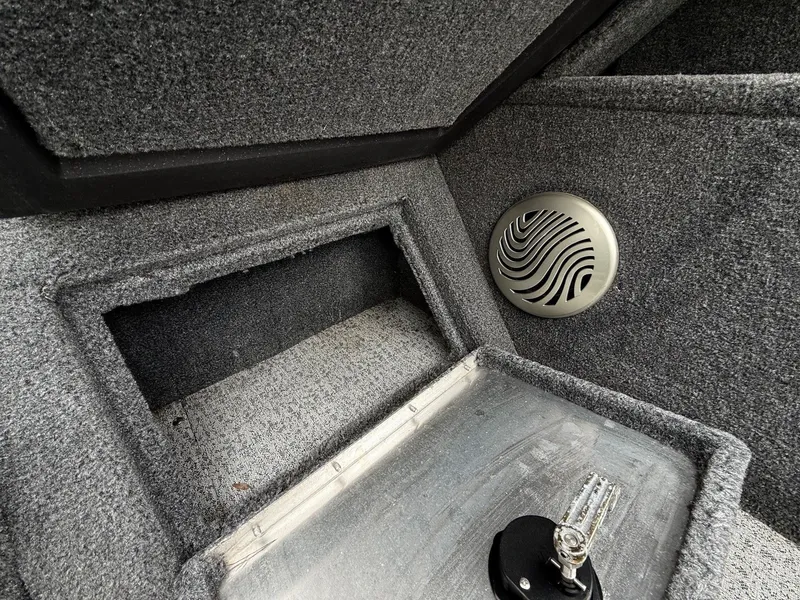 Slide: The Image of Interior of 2023 Tracker Pro Guide V-175WT with speaker. - 20