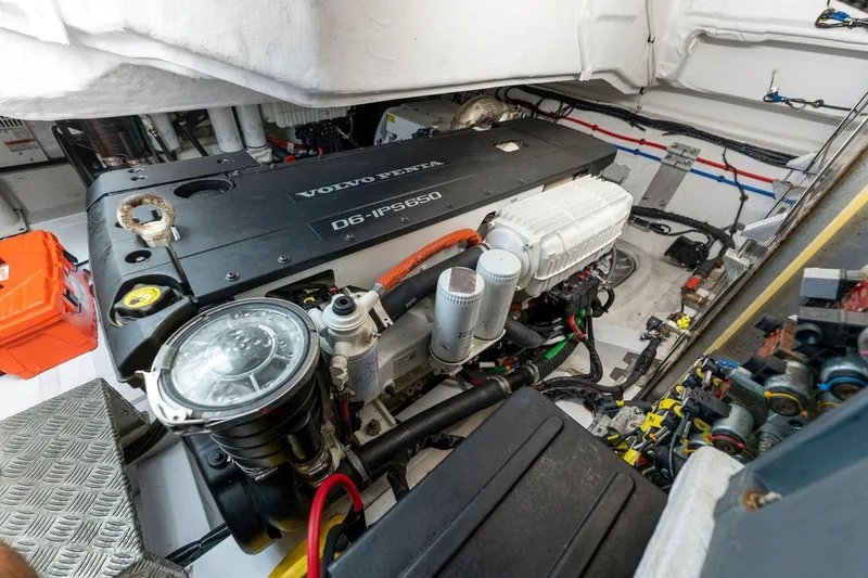 Slide: The Image of Engine room of 2021 Azimut Atlantis 45 yacht with Volvo Penta D6-IPS650 engine. - 40