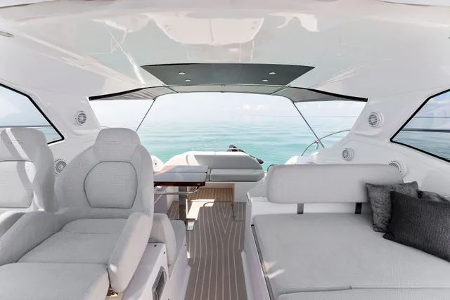 Slide: The Image of Azimut Atlantis 45 2021 - 63