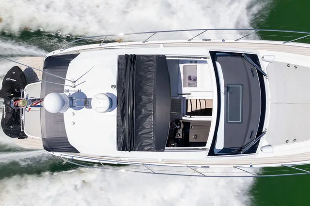 Slide: The Image of Azimut Atlantis 45 2021 - 66