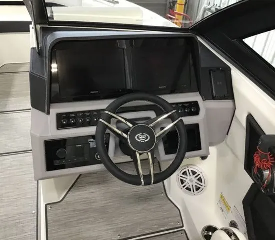 Slide: The Image of Interior view of 2025 Cobalt R6 Surf helm. - 10