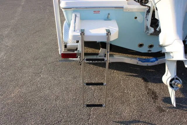 Slide: The Image of Bulls Bay Boats 200 CC 2026 with retractable swim ladder. - 11