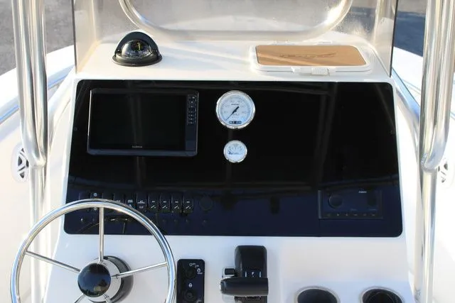 Slide: The Image of Bulls Bay Boats 200 CC console, 2026 model. - 13