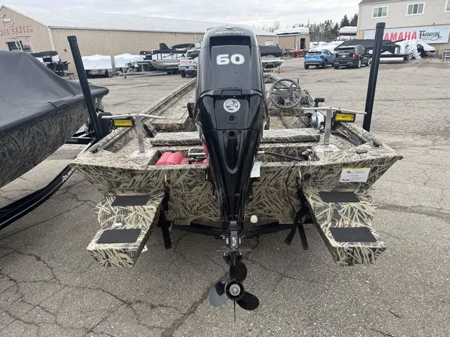 Slide: The Image of Lowe 1860 ROUGHNECK SC 2022 boat with 60 HP motor. - 9