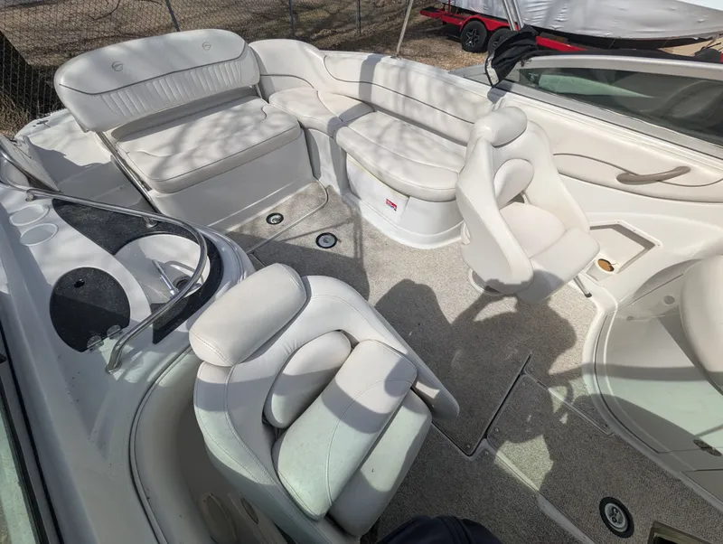 Slide: The Image of Crownline Boats 240 EX 2004 - 12