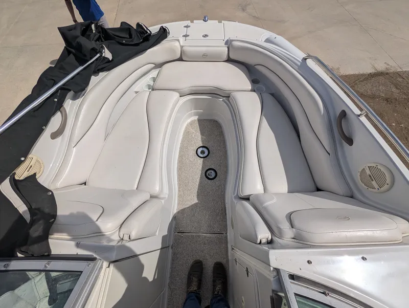 Slide: The Image of Crownline Boats 240 EX 2004 - 9