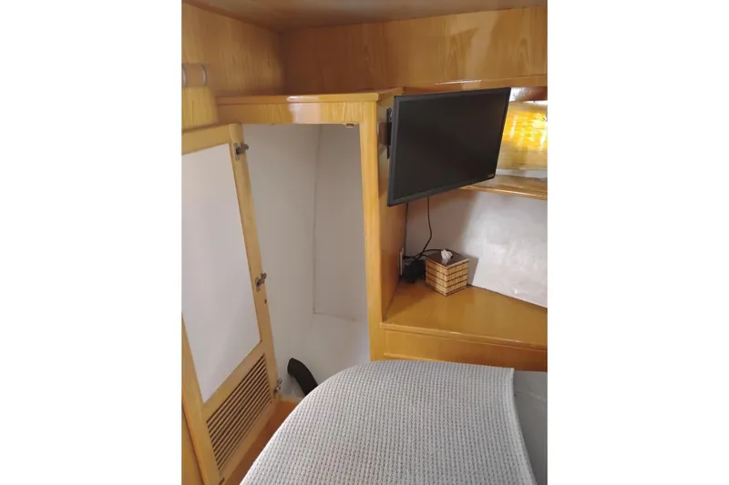 Slide: The Image of PT 52 AFT Cabin Motor Yacht 1988 - 89