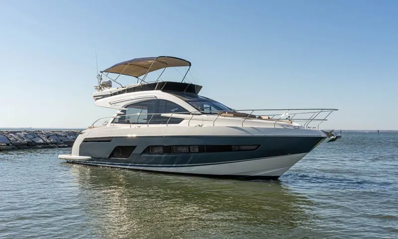 The Image of Fairline Squadron 53 2019 - undefined