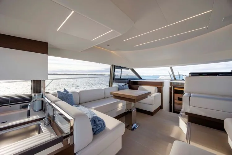 Slide: The Image of 2023 Prestige 520 - Image 21 - 21