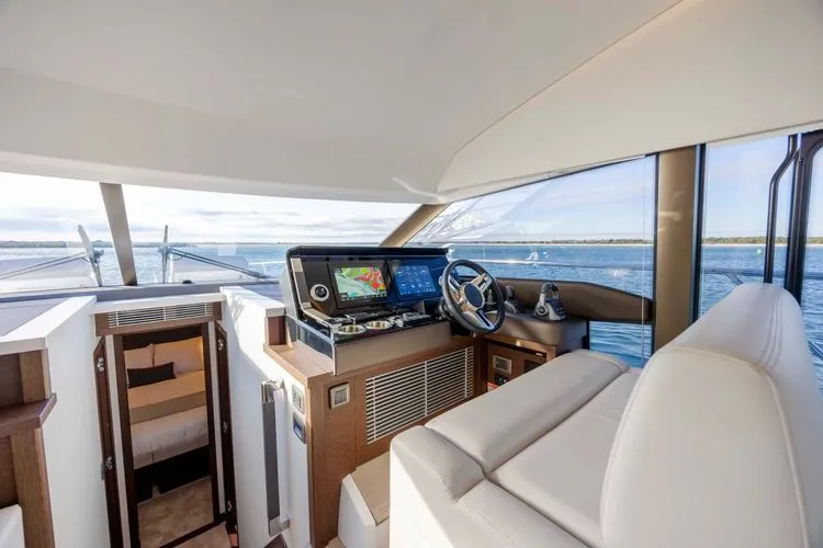 Slide: The Image of 2023 Prestige 520 - Image 24 - 24