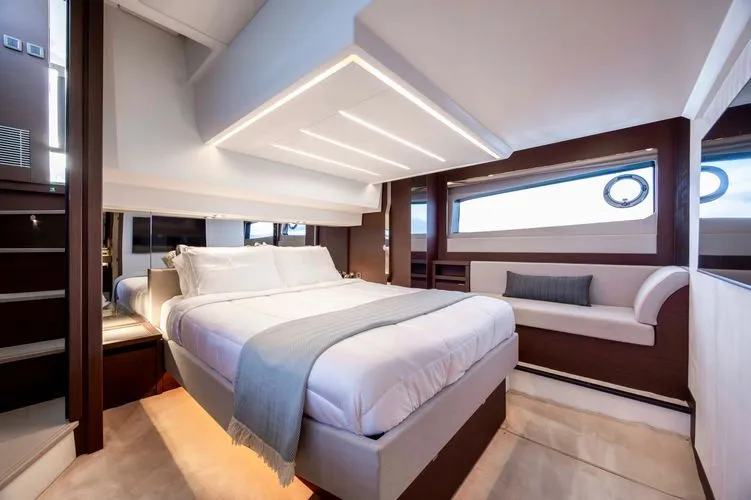 Slide: The Image of 2023 Prestige 520 - Image 29 - 29