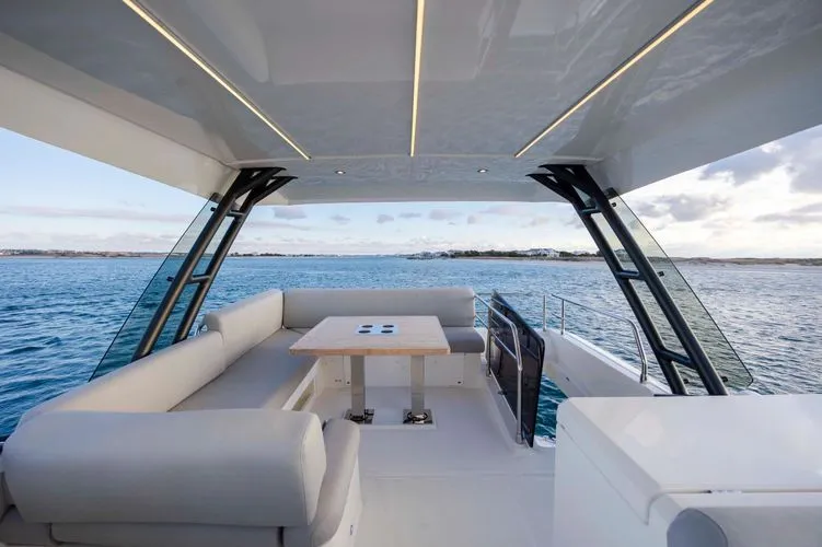 Slide: The Image of 2023 Prestige 520 - Image 52 - 52