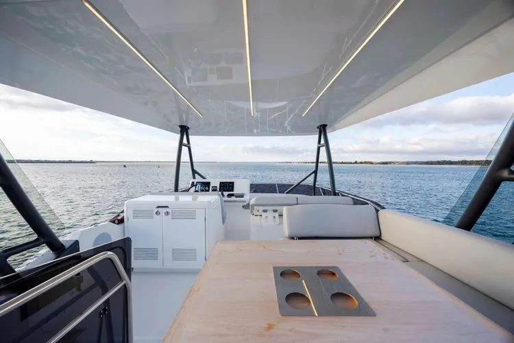 Slide: The Image of 2023 Prestige 520 - Image 53 - 53