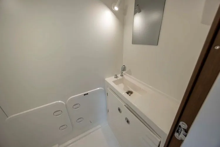 Slide: The Image of 2023 Prestige 520 - Image 67 - 67