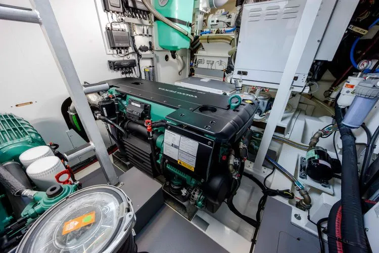 Slide: The Image of 2023 Prestige 520 - Image 74 - 74