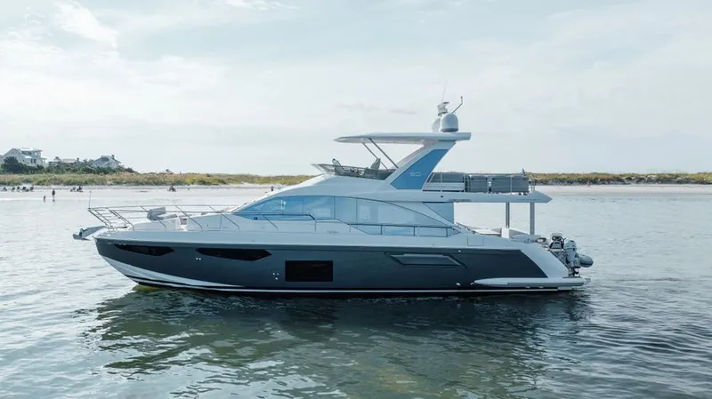 Slide: The Image of 2023 Azimut 60 - Image 11 - 11
