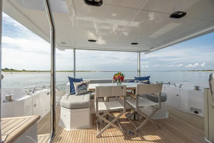 Slide: The Image of 2023 Azimut 60 - Image 19 - 19