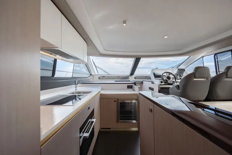 Slide: The Image of 2023 Azimut 60 - Image 32 - 32